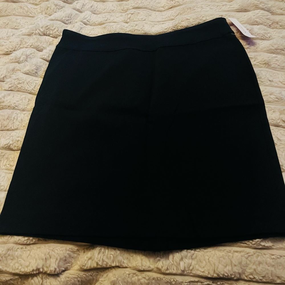 Tailored Black Midi Pencil Skirt - Women - Picture 8 of 11